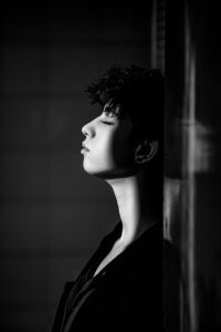 女性の尿もれの原因は何ですか？